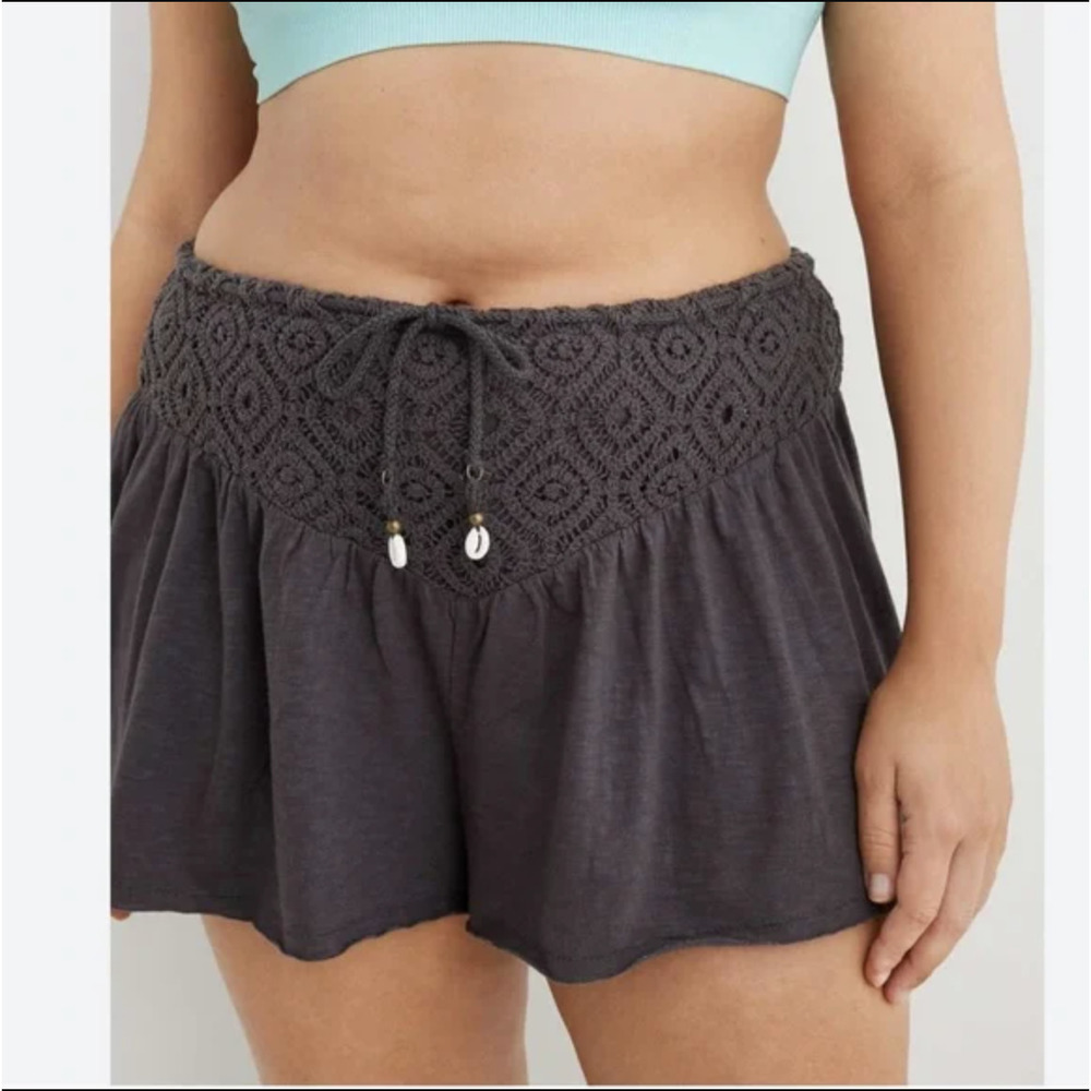 Aerie Flirty Crochet Short